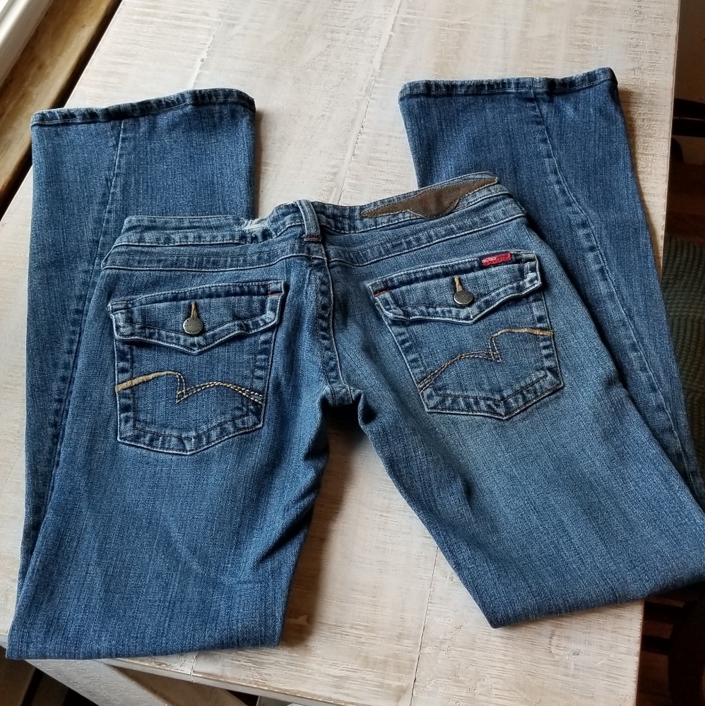 BCBG MaxAzria Jeans Size 4